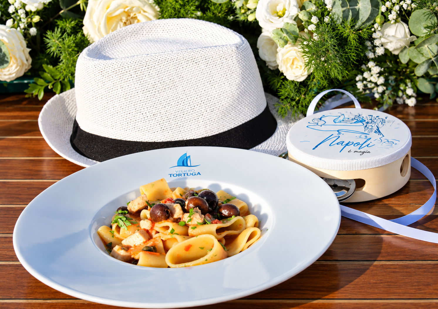 Paccheri al pesce spada serviti a bordo del Veliero Tortuga